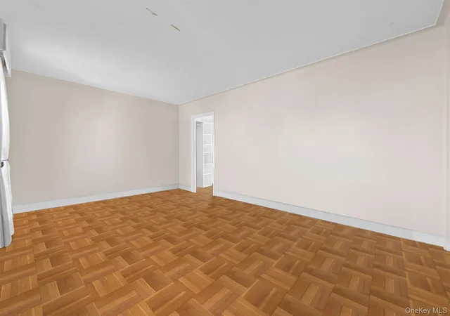 4th image of 8380 118Th St, New York, NY 11415