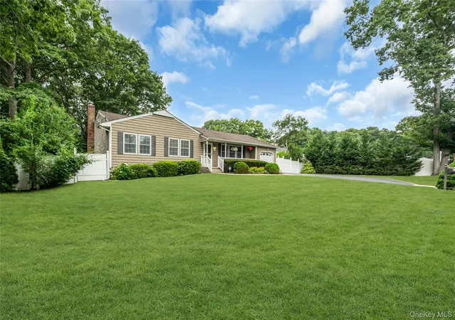 2nd image of 84 Juniper Ave, Ronkonkoma, NY 11779 | MLS# 1022778