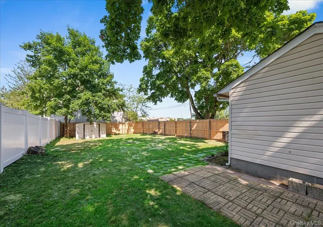 34th image of 148 Saxton St, Brookhaven, NY 11772 | MLS# 1022786