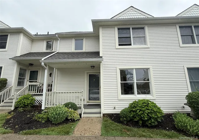 Homes for sale in Patterson, NY | 317 Cornwall Meadows Ln, Patterson, NY 12563 | MLS# 1022799
