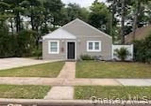 Photo 1 of Sale Pending at 44 Commander Ave, Hempstead, NY 11550 | MLS# 1022802 | Listing updated on 2026-09-15