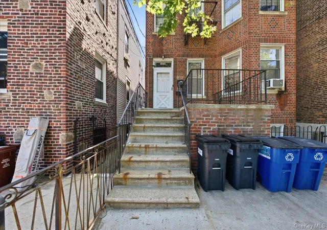 2nd image of 3232 Bronxwood Ave, New York, NY 10469 | MLS# 1022819
