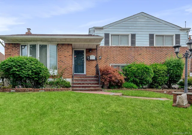 Photo 1 of Single family home for sale at 2182 Baylis Ave, Elmont, NY 11003 | MLS# 1022826 | Listing updated on 2026-07-17