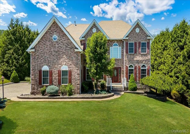 Photo 1 of Single family home for sale at 3 Stahl Way, Monroe, NY 10950 | MLS# 1022832 | Listing updated on 2026-09-17