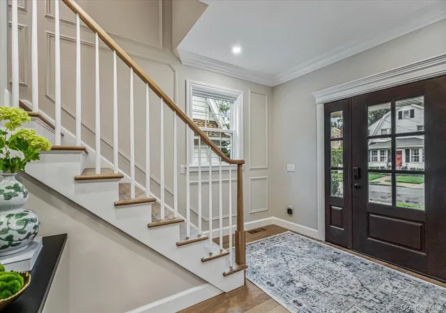 3rd image of 10 Hazel Pl, Hempstead, NY 11001 | MLS# 1022839