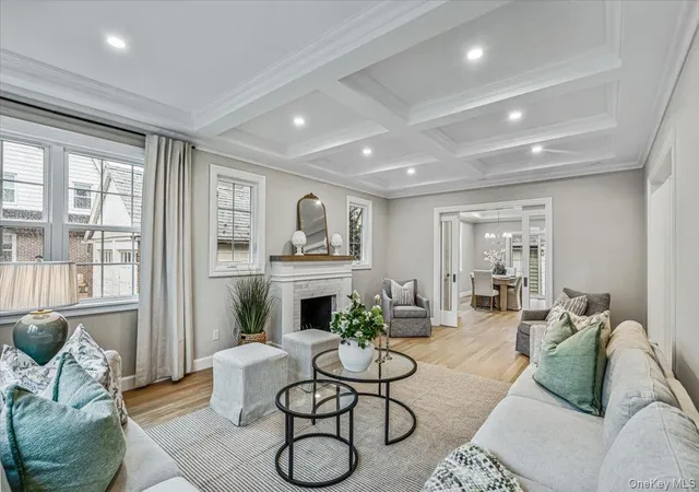 5th image of 10 Hazel Pl, Hempstead, NY 11001 | MLS# 1022839