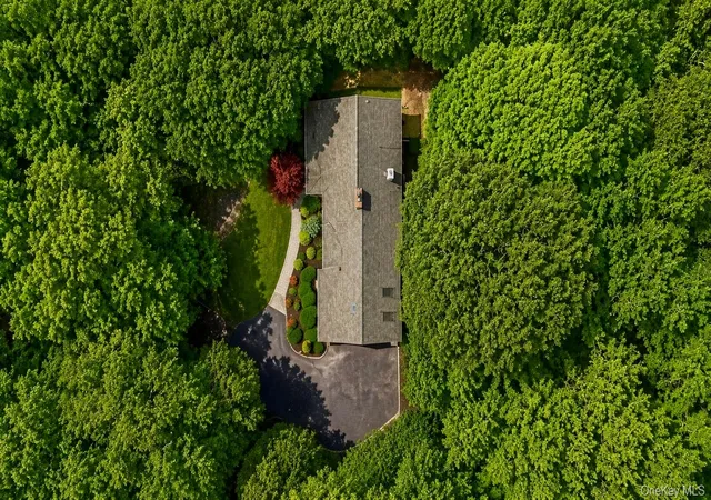 Photo 3 of Sale Pending at 21 Druid Hl Rd, Port Jefferson, NY 11777 | MLS# 1022843 | Listing updated on 2026-08-09