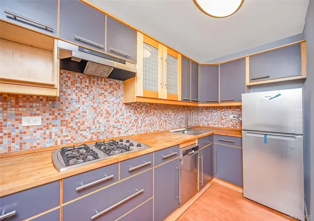 Listing Photo 5 - Condo for sale in building located at 14050 Burden Crescent, New York, NY 11435 - Unit #2E