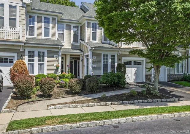 Photo 2 of Sale Pending at 189 Symphony Dr, Brookhaven, NY 11755 | MLS# 1022885 | Listing updated on 2026-07-29