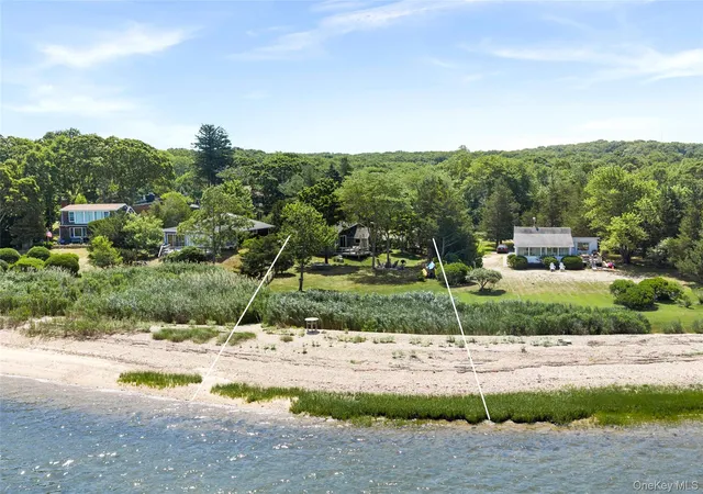 1st image of 21 Breeze Hill Rd, East Hampton, NY 11937 | MLS# 1022911