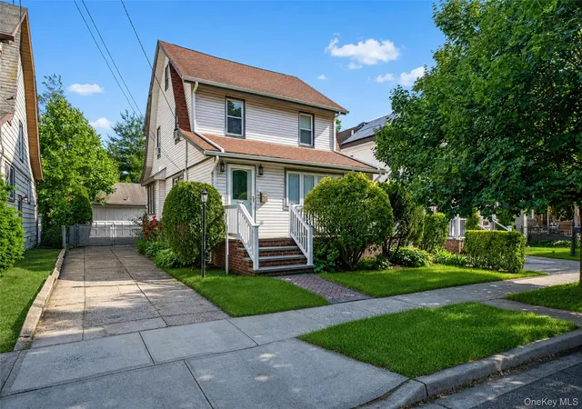 Homes for sale in Hempstead, NY | 214 Lowell Ave, Hempstead, NY 11001 | MLS# 1022915