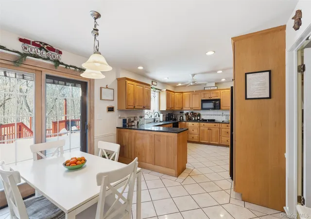 5th image of 17 Birch Hill, Putnam Valley, NY 10579 | MLS# 1022925