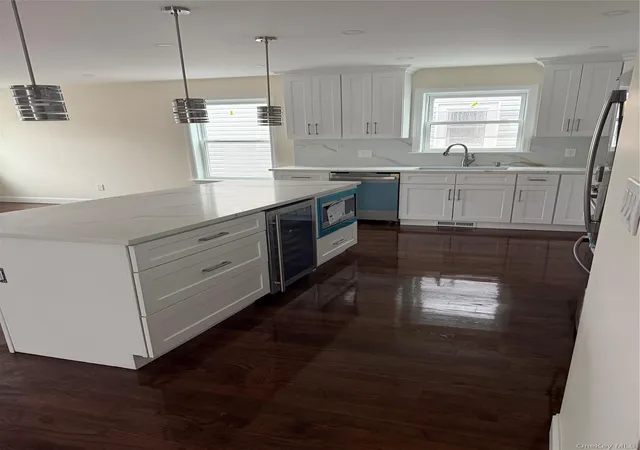 4th image of 460 Dunham Ave, Mount Vernon, NY 10553 | MLS# 1022928