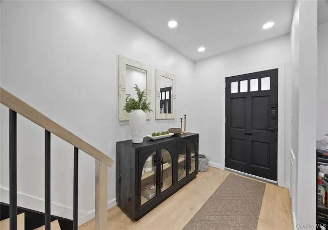 Photo 3 of Sale Pending at 1518 Fielding St, New York, NY 10469 | MLS# 1022939 | Listing updated on 2026-08-25