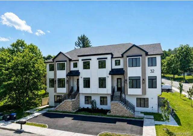 Photo 1 of Single family home for sale at 32 Virginia Ave #101, Monroe, NY 10950 | MLS# 1022979 | Listing updated on 2026-07-20