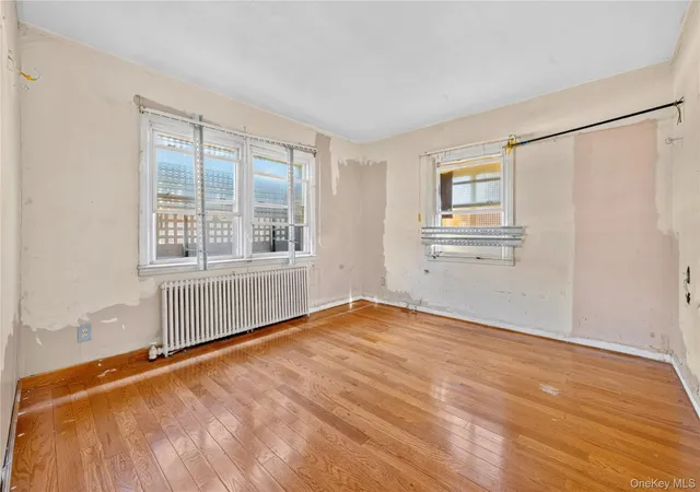 3rd image of 740 Barry Pl, Hempstead, NY 11553 | MLS# 1022980