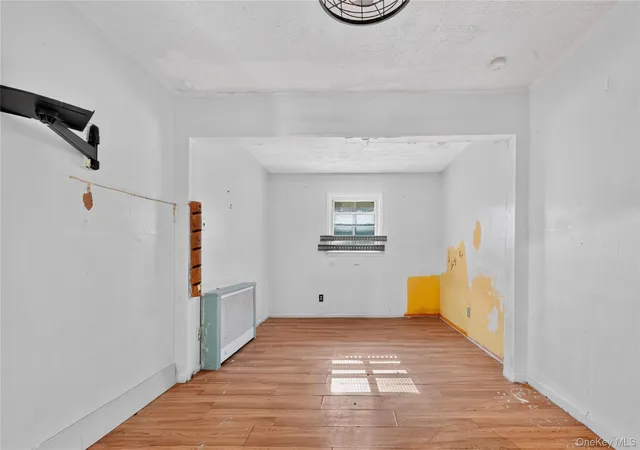 5th image of 740 Barry Pl, Hempstead, NY 11553 | MLS# 1022980