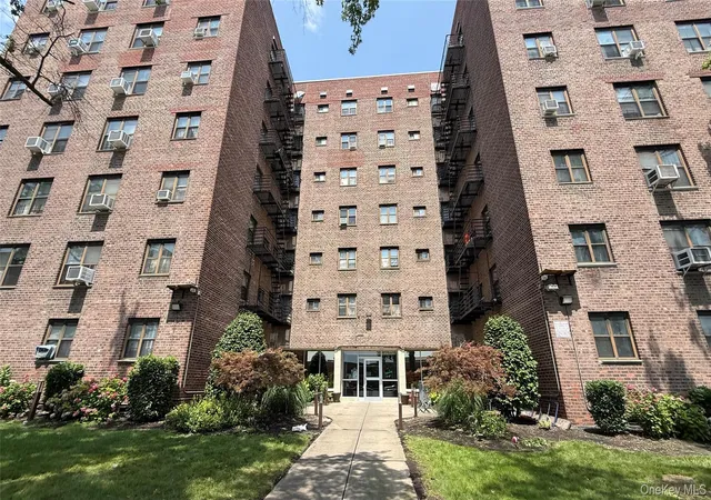 Condo for sale at 204-15 Foothill Ave #B56, New York, NY 11423 | MLS# 1022985