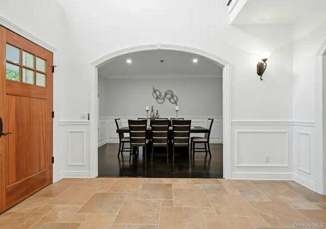 3rd image of 12 Glenridge Ln, Kings Park, NY 11754 | MLS# 1022986