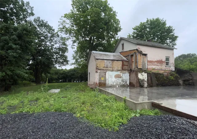Homes for sale in Newburgh (town), NY | 169 Holmes Rd, Newburgh (town), NY 12550 | MLS# 1022998