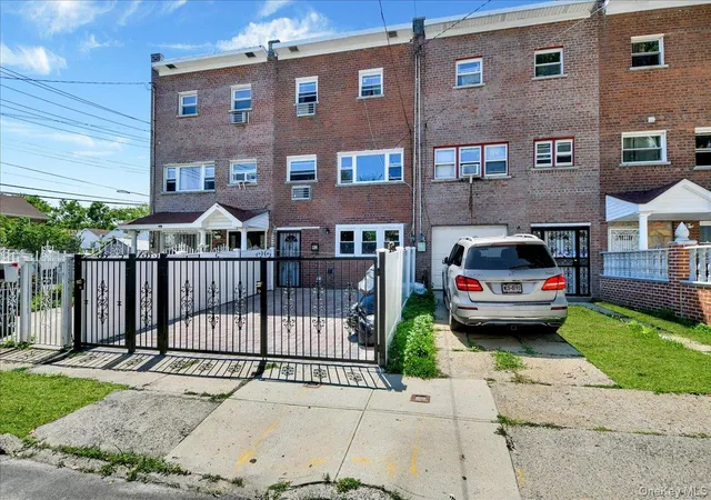 Photo 2 of Sale Pending at 403 Torry Ave, Bronx, NY 10473 | MLS# 1023004 | Listing updated on 2026-08-10