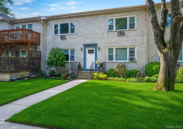 Photo 3 of House for sale at 112 Cardinal Ln #2A, Islip, NY 11751 | MLS# 1023017 | Listing updated on 2026-09-25