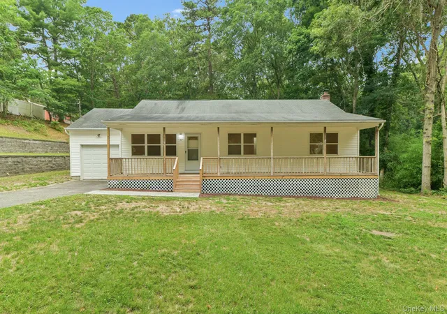 Photo 1 of Single family home for sale at 22 Red Maple Rd, Ridge, NY 11961 | MLS# 1023024 | Listing updated on 2026-07-25