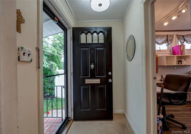 Homes for sale in New York, NY | 24207 83Rd Ave, New York, NY 11426 | MLS# 1023033