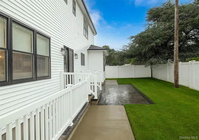 27th image of 23 Faith Ln, Hempstead, NY 11590 | MLS# 1023049
