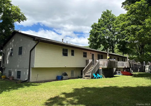 Homes for sale in Warwick (town), NY | 32 34 Elm St #32 AND 34, Warwick (town), NY 10925 | MLS# 1023080