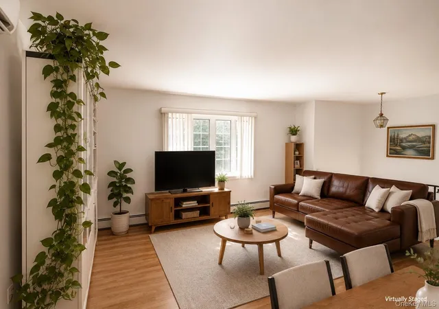 5th image of 23 Brennan St, Huntington, NY 11743 | MLS# 1023082