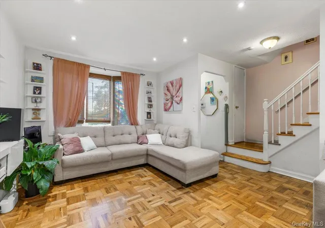 2nd image of 3303 Eastchester Rd, New York, NY 10469 | MLS# 1023087