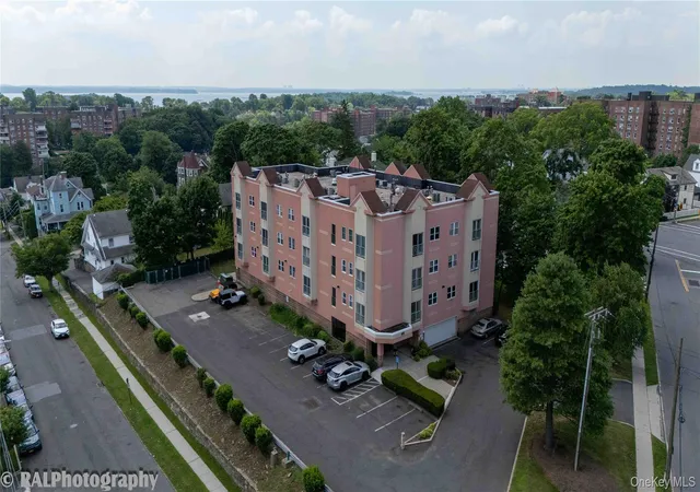Homes for sale in New Rochelle, NY | 46 Union Street, New Rochelle, NY 10805 | Houzeo