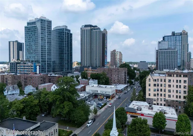 Homes for sale in New Rochelle, NY | 46 Union St #2C, New Rochelle, NY 10805 | MLS# 1023090