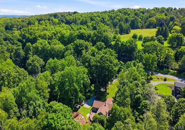Photo 4 of Single family home for sale at 103 Old Ridge Rd, Warwick (town), NY 10990 | MLS# 1023112 | Listing updated on 2026-08-12