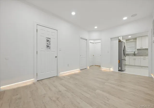 4th image of 89 W 4Th St, Islip, NY 11779 | MLS# 1023126