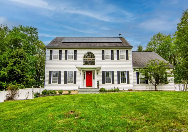 Homes for sale in Newburgh (town), NY | 10 Marino Dr, Newburgh (town), NY 12589 | MLS# 1023129