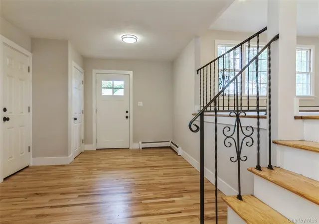 5th image of 18 Linden St, Brookhaven, NY 11784 | MLS# 1023144