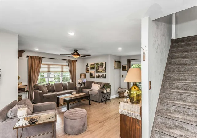 4th image of 23 Emily Dr, Islip, NY 11779 | MLS# 1023161