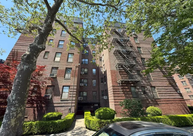 Homes for sale in New York, NY | 2232 Brigham St #3H, New York, NY 11229 | MLS# 1023184
