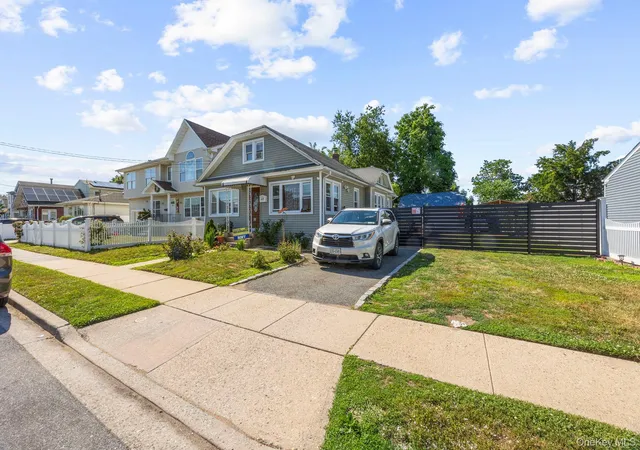19th image of 81 Allers Blvd, Hempstead, NY 11575 | MLS# 1023206