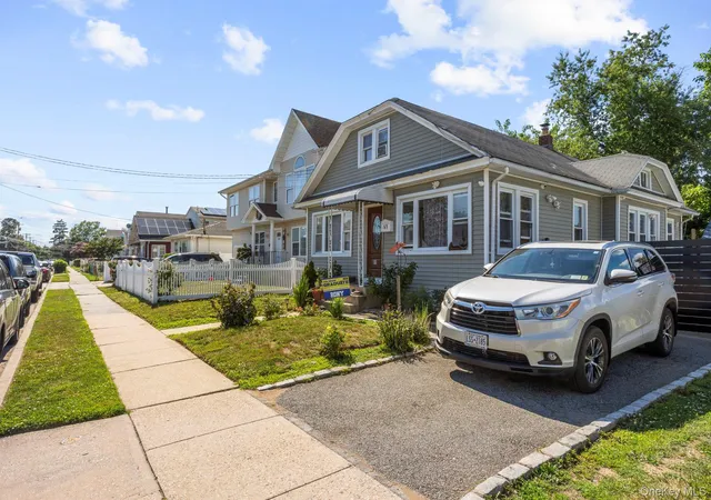 2nd image of 81 Allers Blvd, Hempstead, NY 11575 | MLS# 1023206