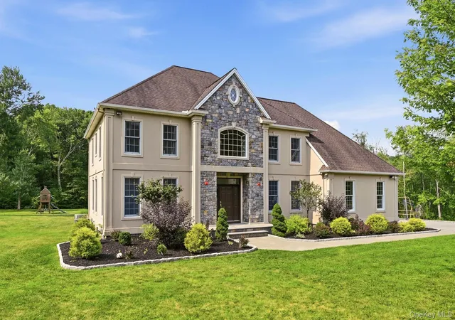 1st image of 17 Meadow Crest Dr, Mahopac, NY 10541 | MLS# 1023209