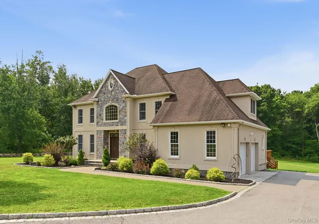 2nd image of 17 Meadow Crest Dr, Mahopac, NY 10541 | MLS# 1023209