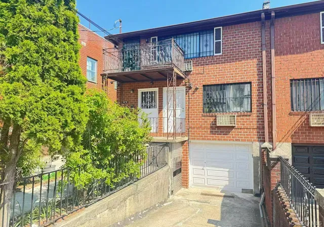 Homes for sale in New York, NY | 143 16 Franklin Ave, New York, NY 11355 | MLS# 1023211