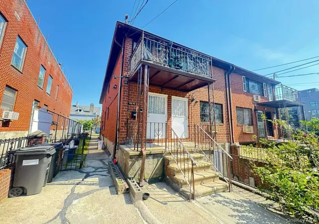 Homes for sale in New York, NY | 143-16 Franklin Ave, New York, NY 11355 | MLS# 1023211