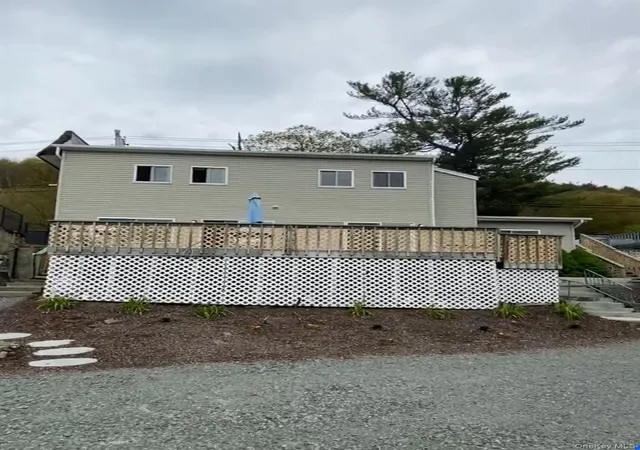 Homes for sale in Warwick (town), NY | 636 Jersey Ave, Warwick (town), NY 10925 | MLS# 1023223