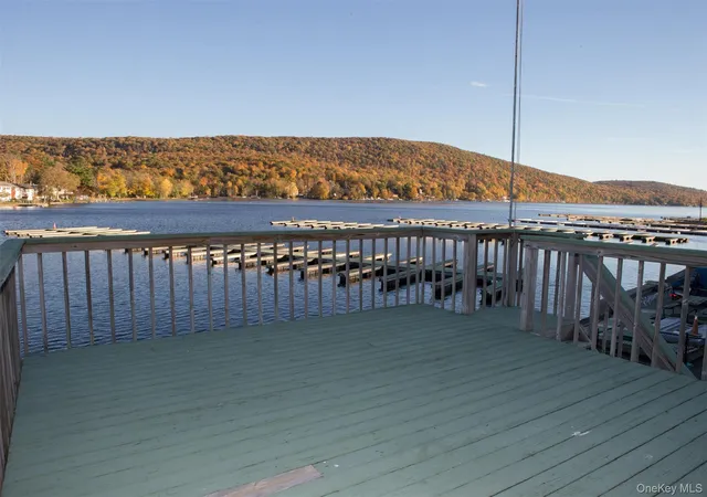 Homes for sale in Warwick (town), NY | 636 Jersey Ave, Warwick (town), NY 10925 | MLS# 1023223