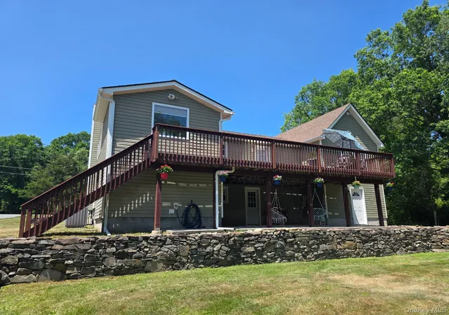 Photo 3 of Sale Pending at 326 Bullville Rd, Montgomery, NY 12549 | MLS# 1023226 | Listing updated on 2026-09-13