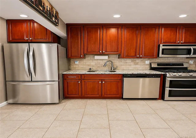 Homes for sale in New York, NY | 155-29 81St St #1, New York, NY 11414 | MLS# 1023227